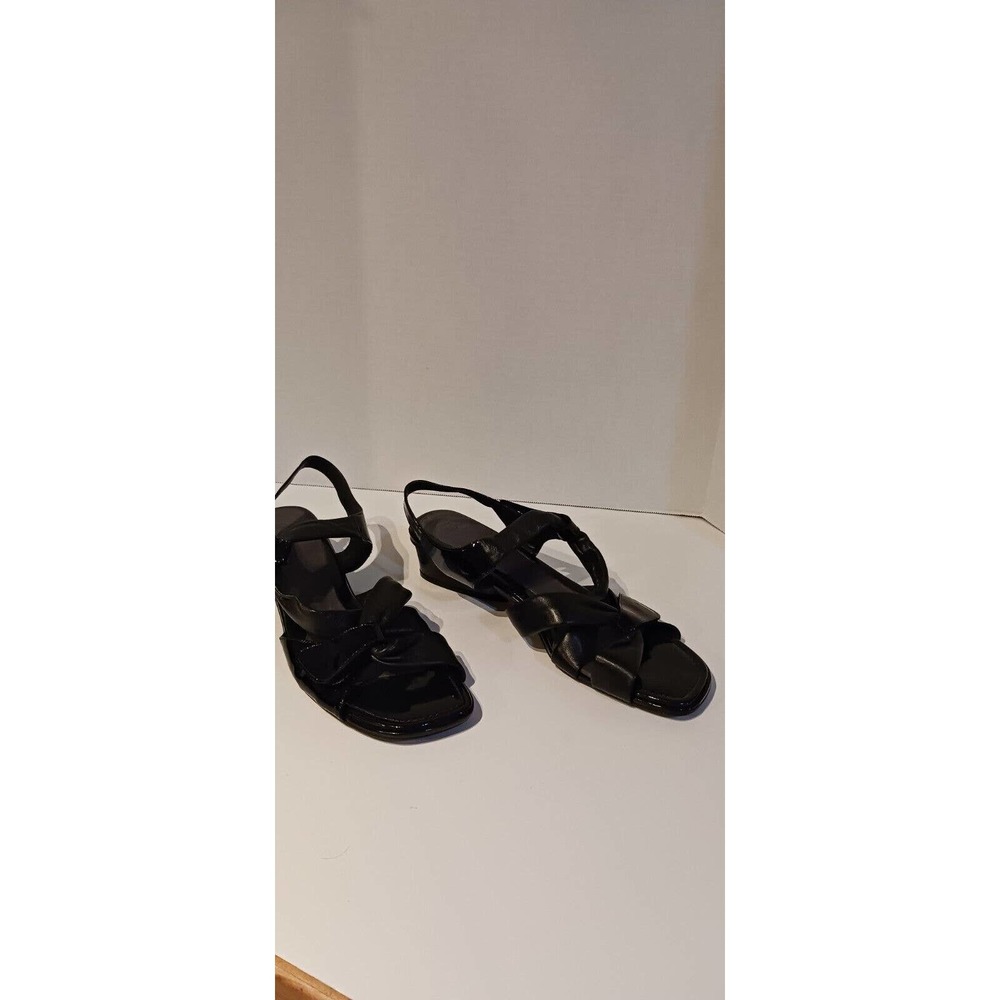 Nurture Black Leather Patent Leather Heel and Toe Sandals shoes size 11M‎. Ee19